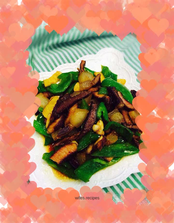 Stir-fried green pepper with soy sauce meat