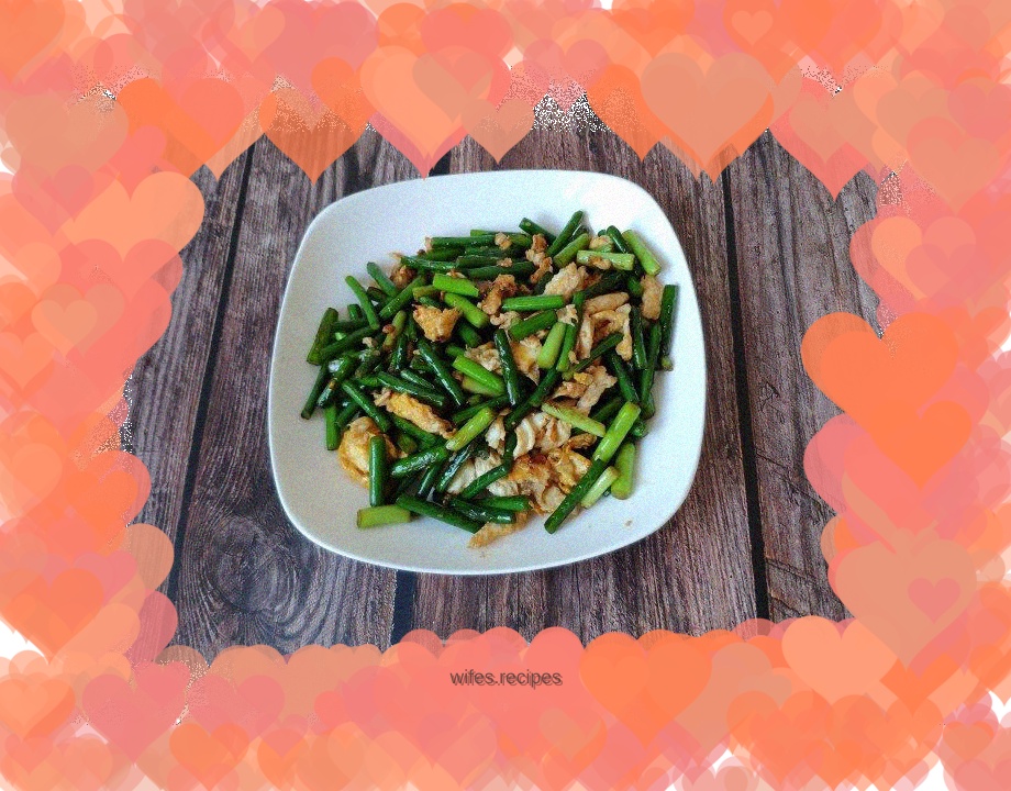 Garlic scrambled eggs