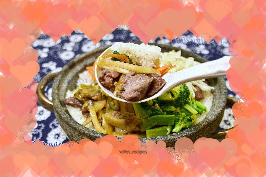 Stone pot beef rice
