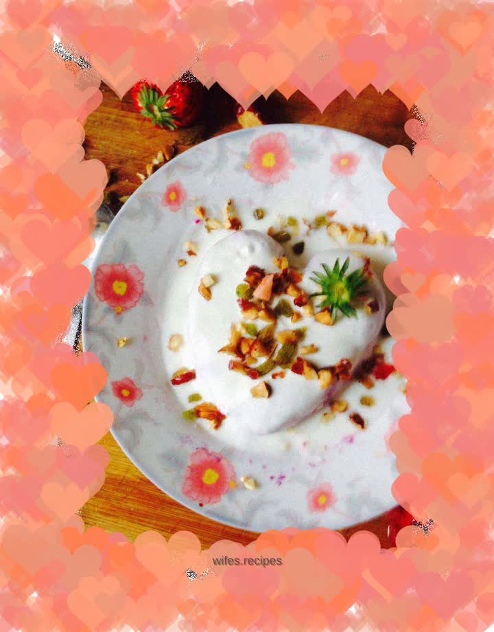 Nut yogurt topped with purple sweet potato