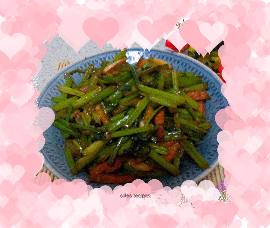 Stir-fried pork belly with parsley