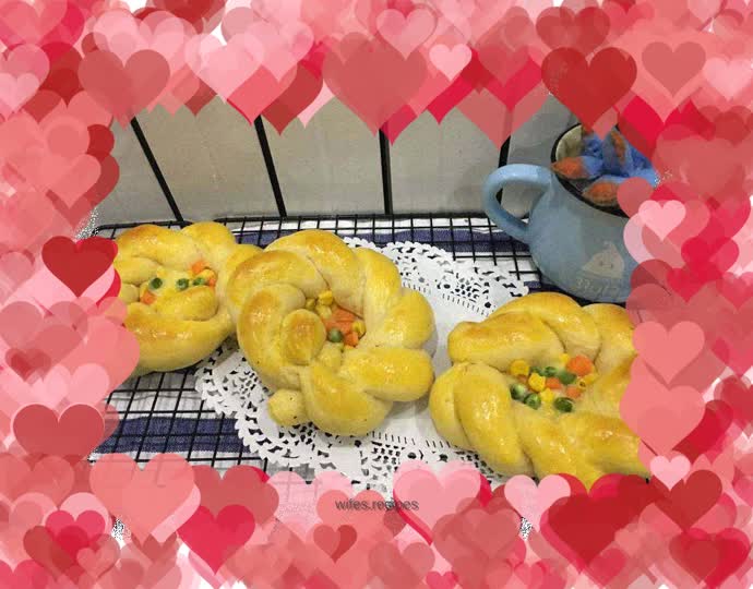 Seasonal vegetable garland bread