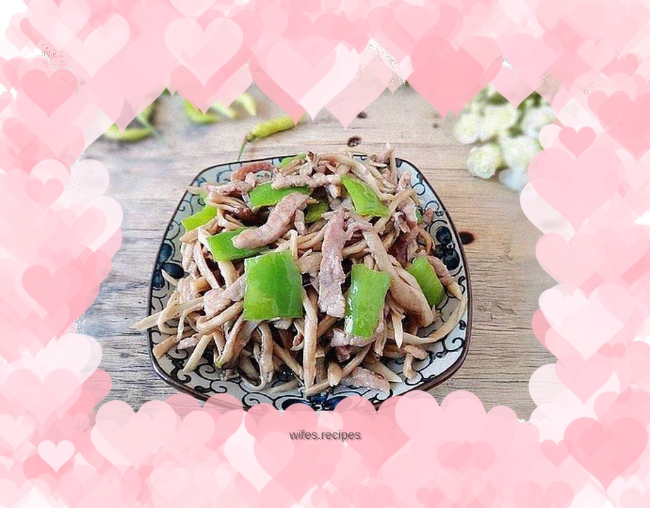 Stir-fried Pork with Shredded Tea Tree Mushrooms