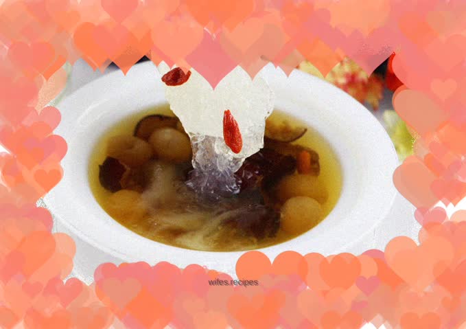 Stewed bird's nest with red dates and wolfberries