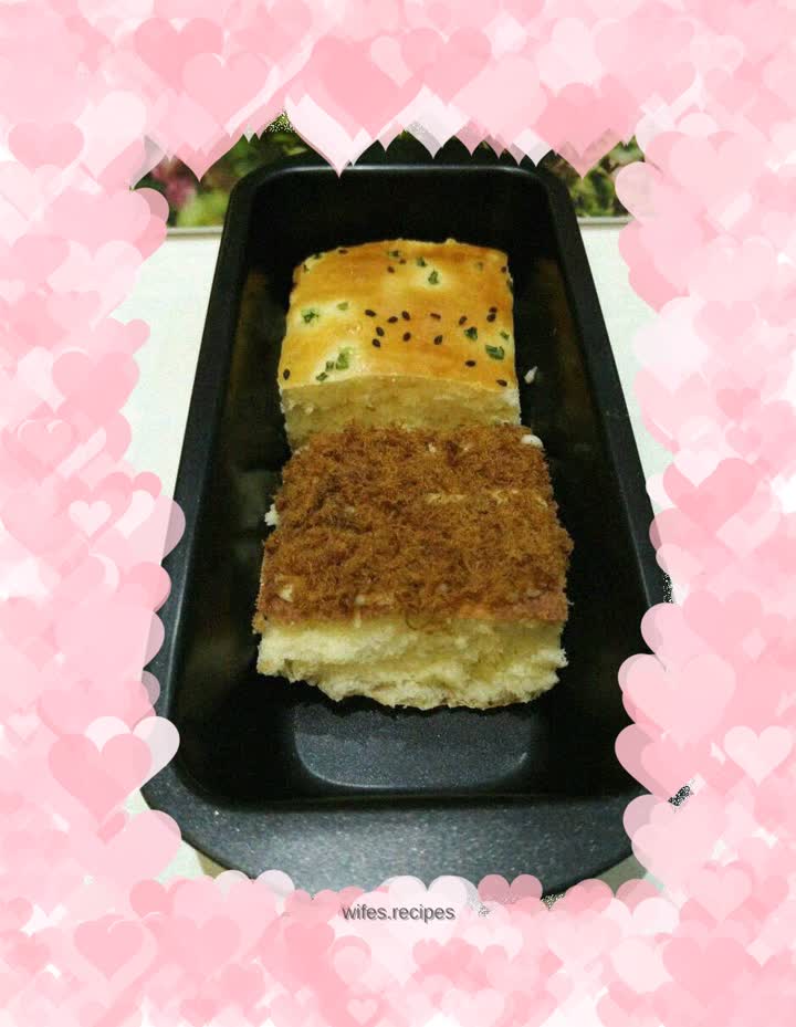 Chives and meat floss bread