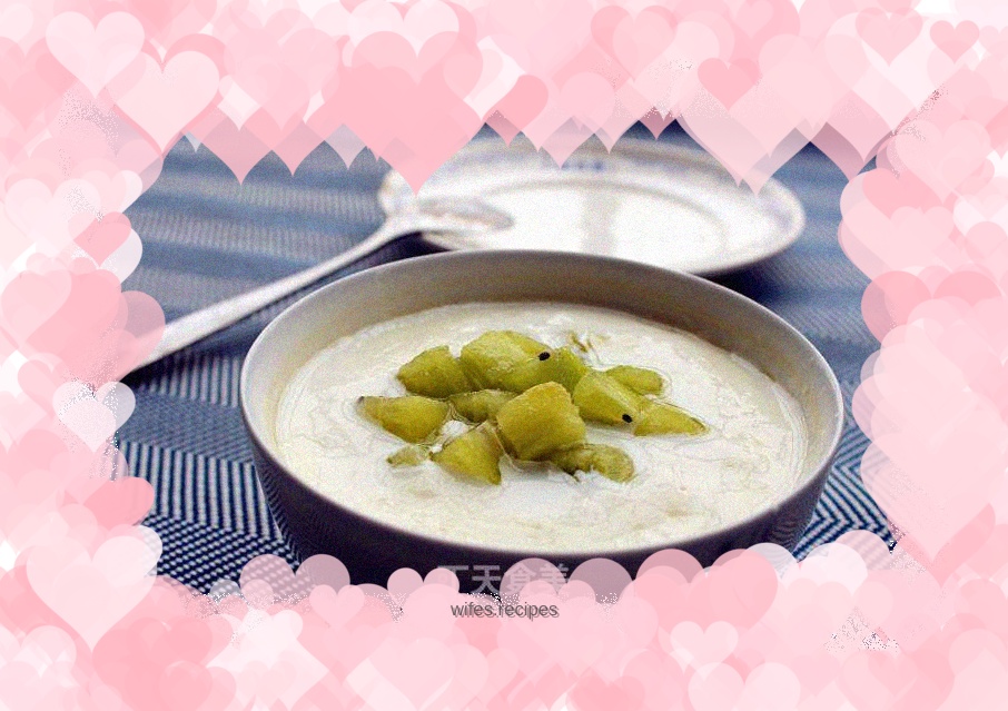 Double skin milk (kiwi fruit)