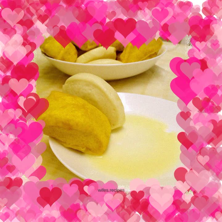 Gold and silver steamed buns