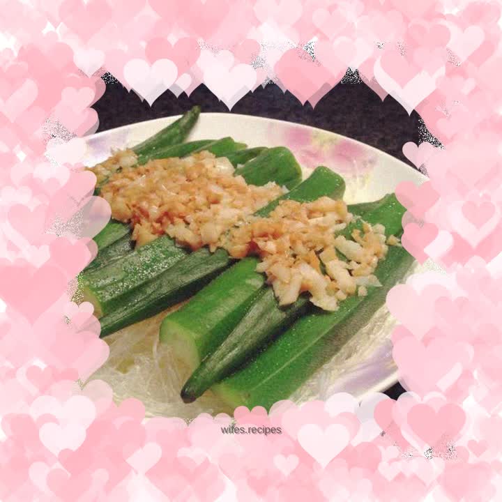 Steamed okra with garlic vermicelli
