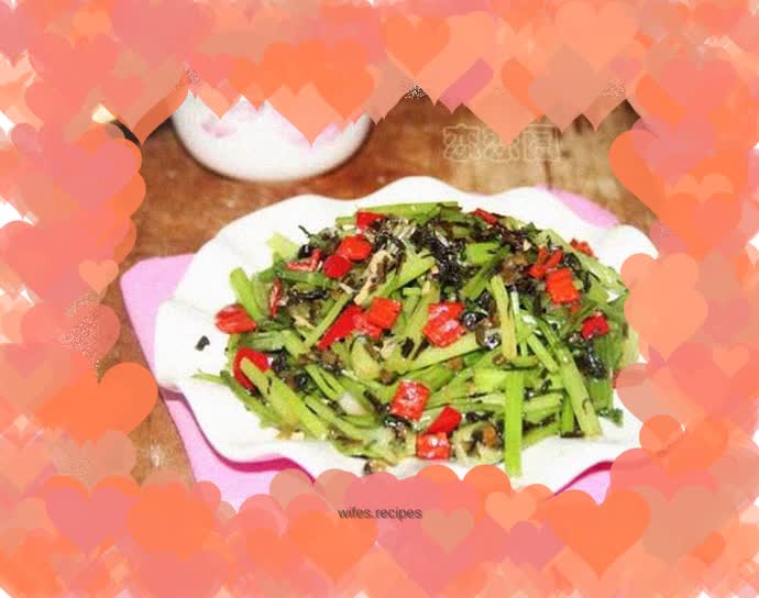 Stir-fried pickles and parsley