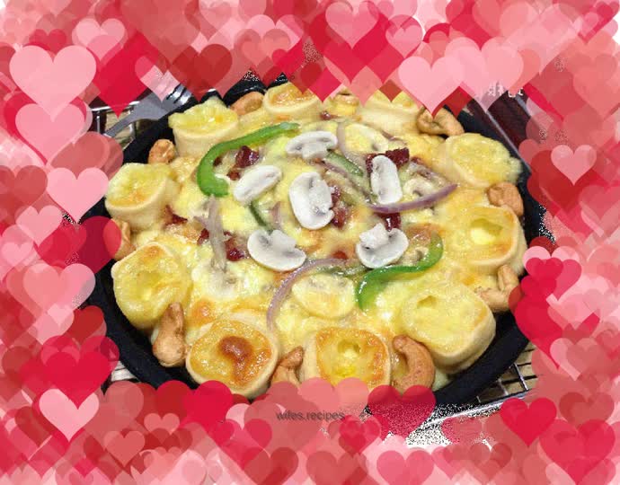 [Cheese, Bacon and Mushroom Pizza] ---- 20 steps to explain how to make cheese and bacon pizza