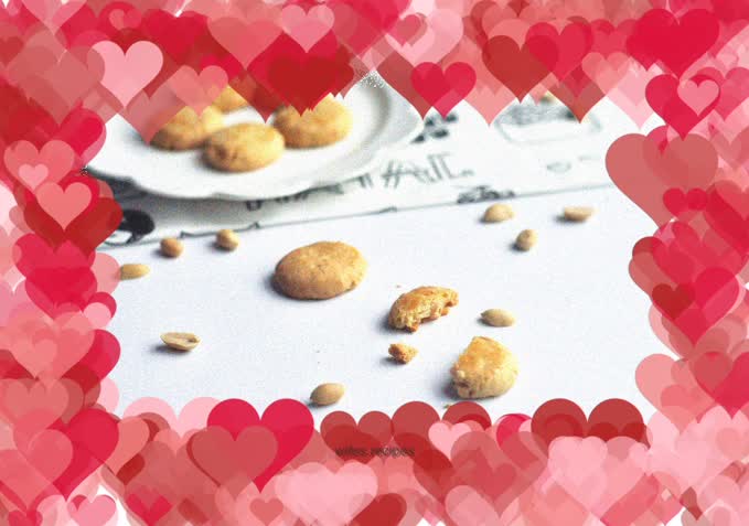 Peanut bite-sized cake