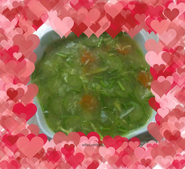 Simple loofah and egg drop soup