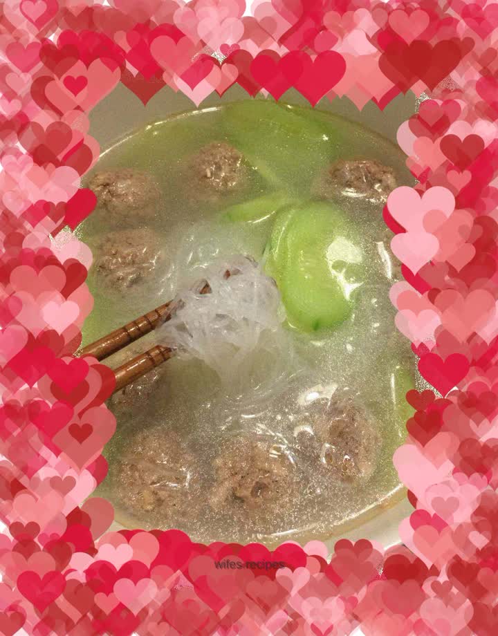 Water chestnut beef meatball soup