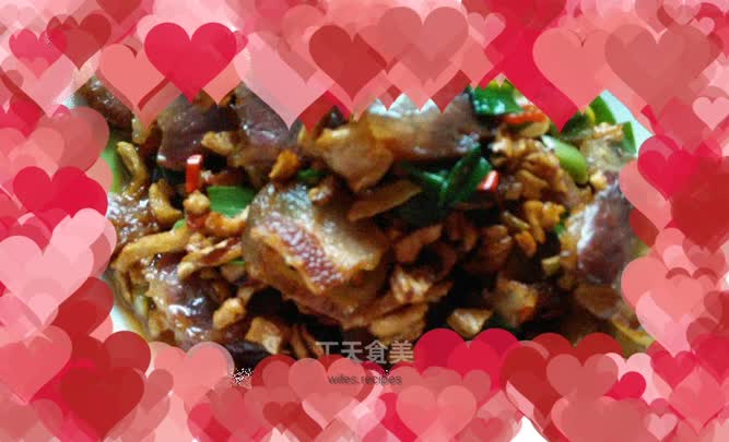 Stir-fried radish skin with local bacon