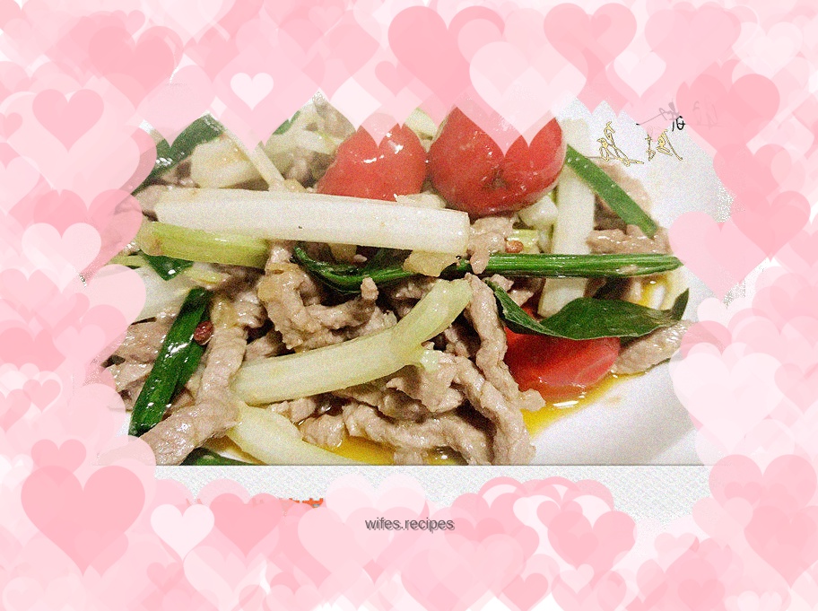 Shredded beef with celery