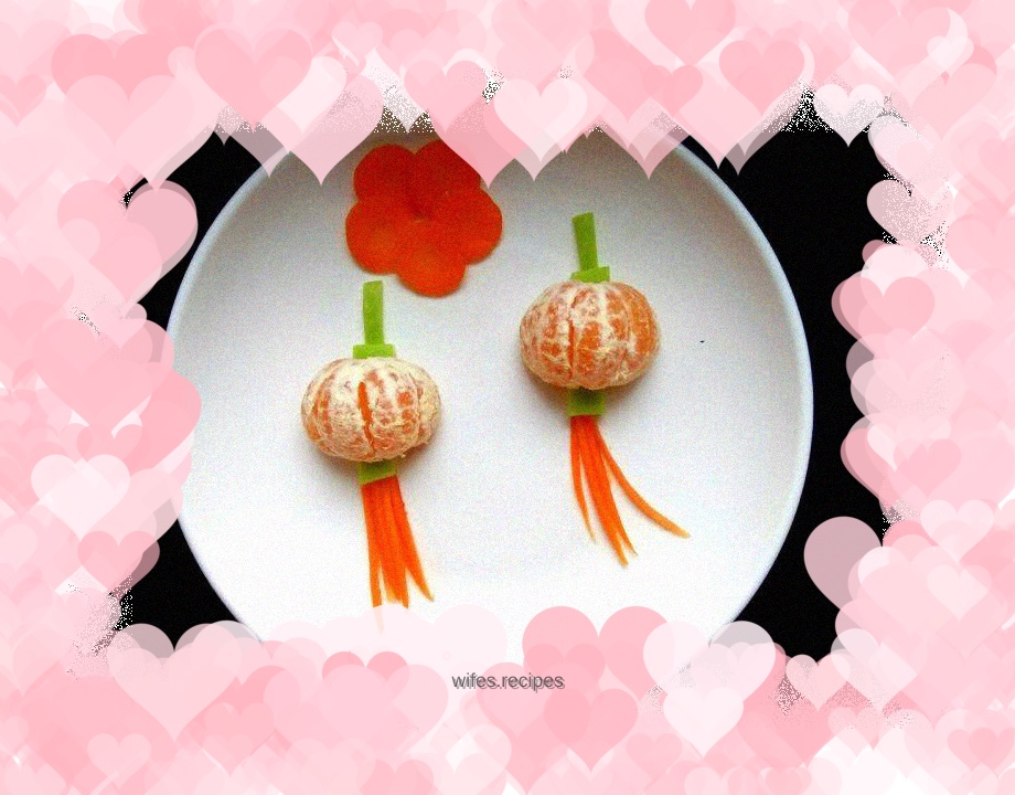 Big red lanterns hanging high