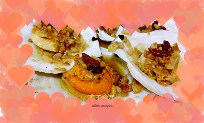 Steamed scallops with garlic and wolfberry