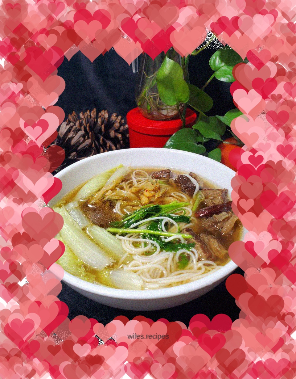 Pickled mustard beef brisket and cabbage noodles