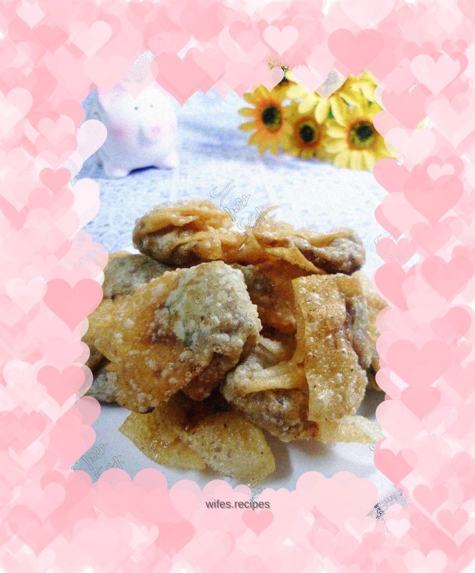 Fried Mushroom and Meat Wontons