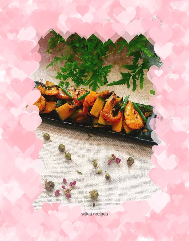 Sautéed pumpkin with pickled vegetables, grilled shrimps