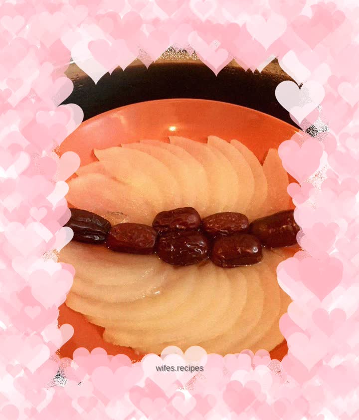 Steamed Sydney Pear with Rock Sugar