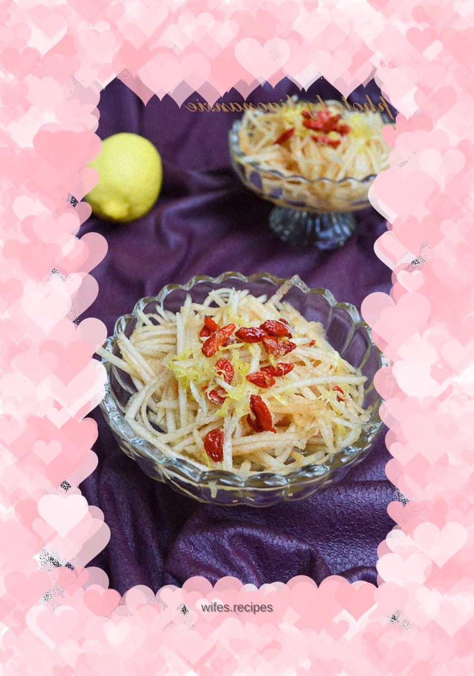 Autumn pear with lemon juice