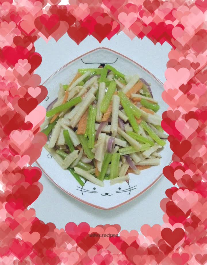 Stir-fried lotus root with parsley