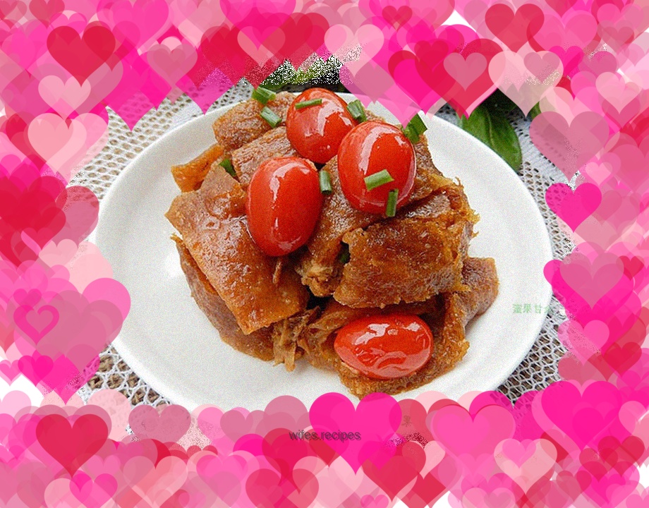 Braised Pork with Cherry Tomatoes
