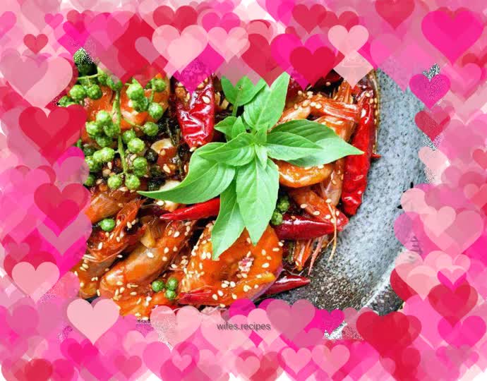 Spicy shrimp cooked in wine