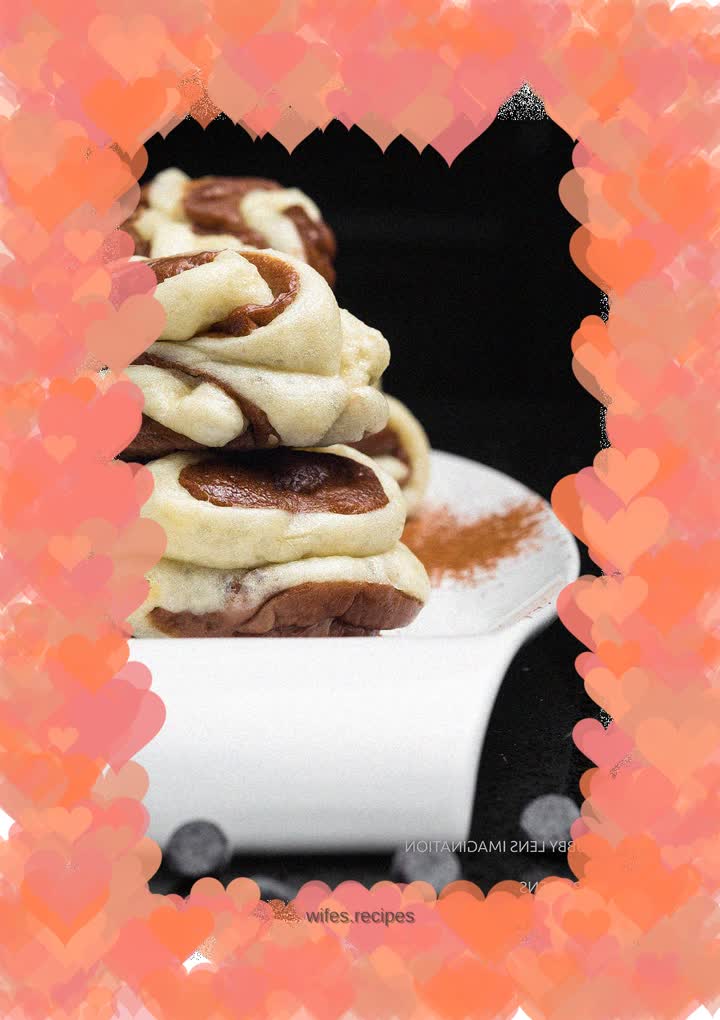 Chocolate two-color milky flower roll