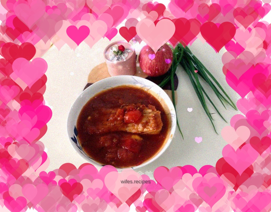 Tomato-boiled grass carp belly