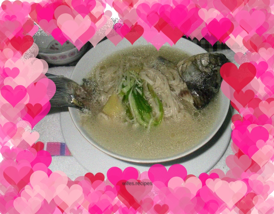Enoki mushroom and crucian carp soup