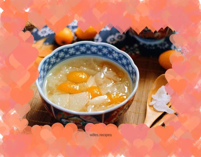 Loquat, Sydney, Lily and Tremella Soup