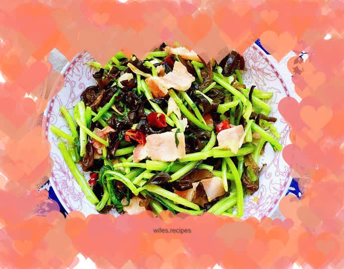 Stir-fried Pork with Noodles and Pork