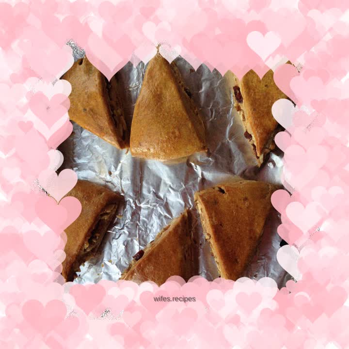 Whole Wheat Cranberry Walnut Scones