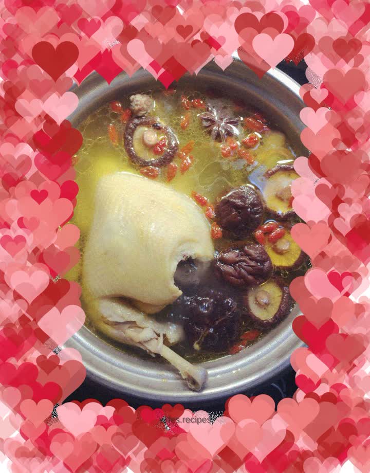 Chicken stewed with mushrooms