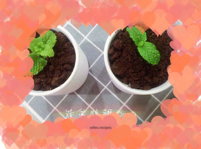 Oreo yogurt fruit pot