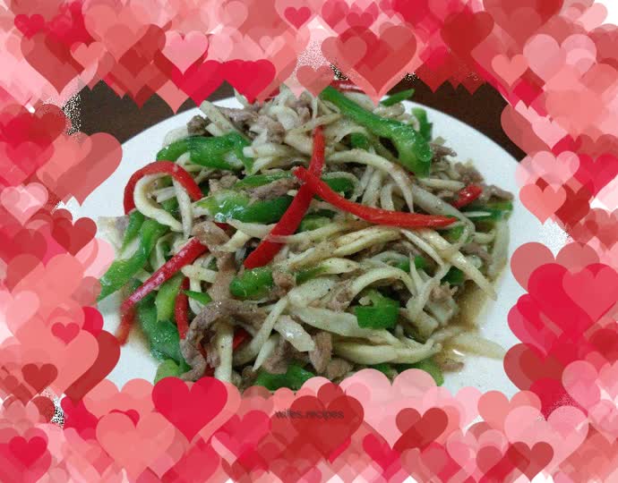 Stir-fried shredded pork with wild rice