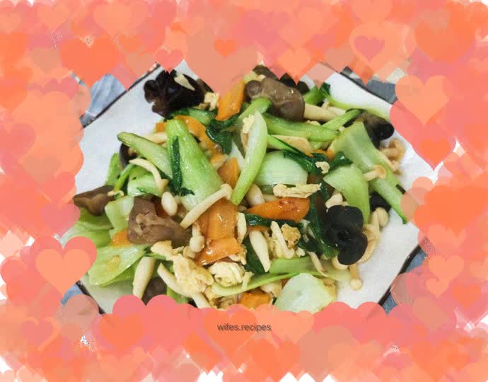 Stir-fried white mushrooms with fungus, rapeseed