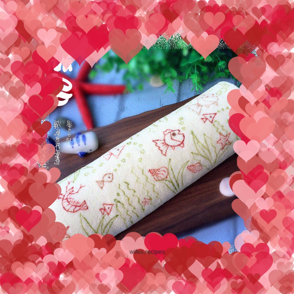 Painted Egg Roll - Underwater World