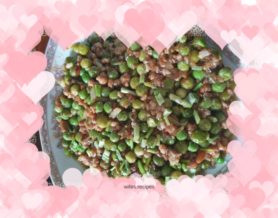 Rotten meat and green beans