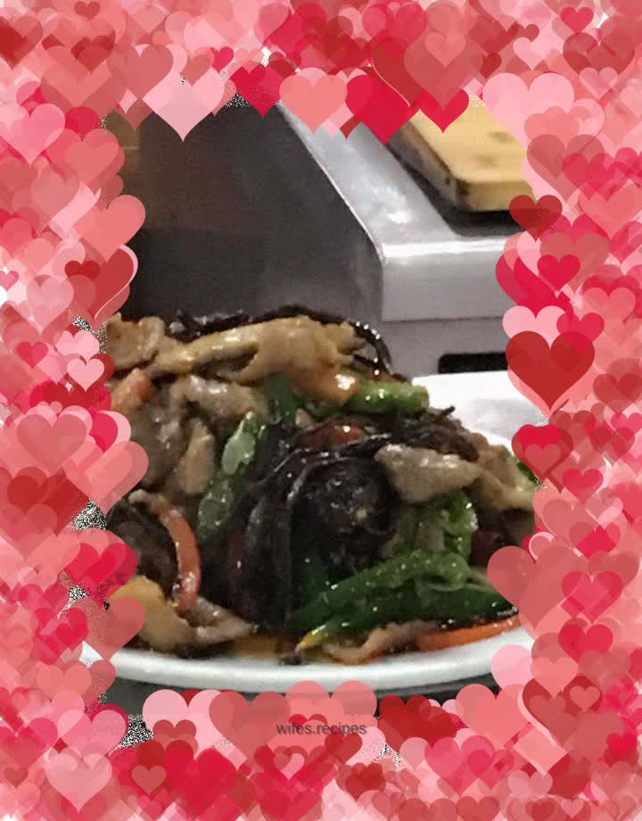 Pan-fried Pork with Tea Tree Mushroom and Salt