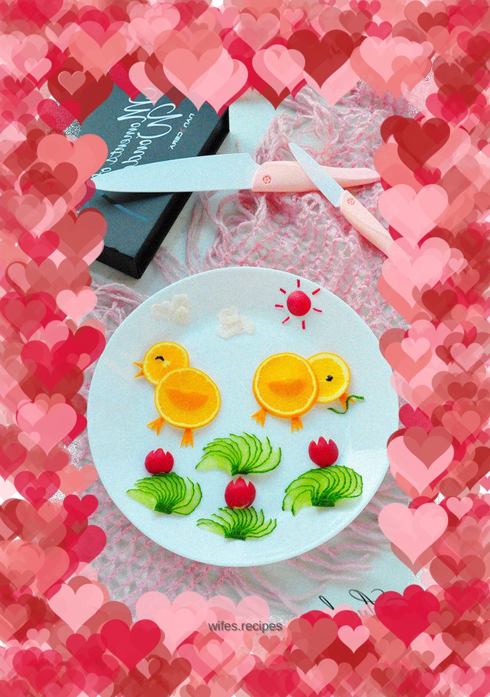 Little yellow chicken fruit plate