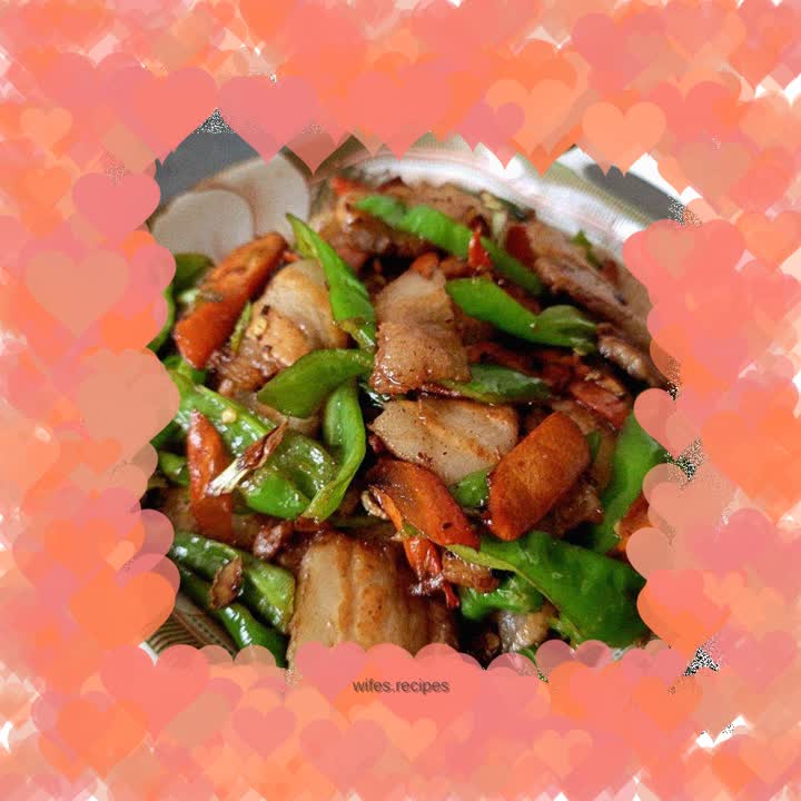 Twice-cooked pork with screw pepper