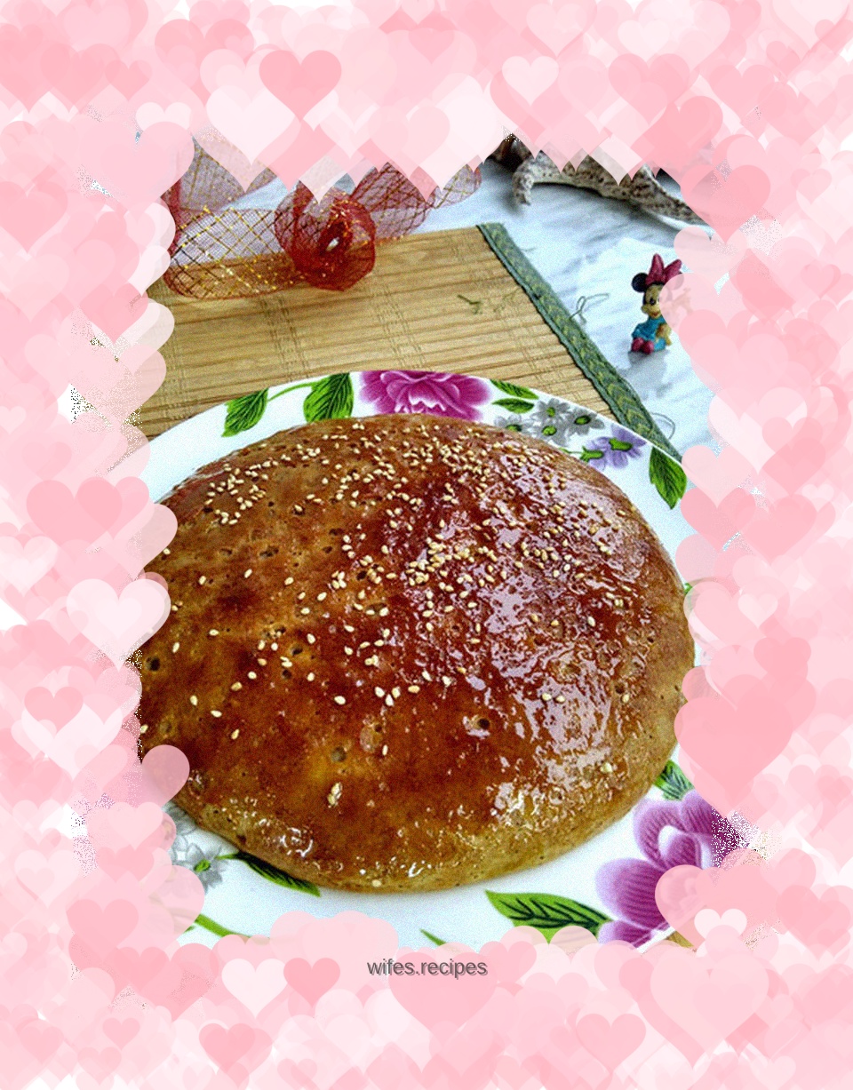 Athos: Greek religious holiday bread