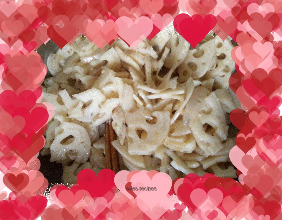 Cold lotus root slices
