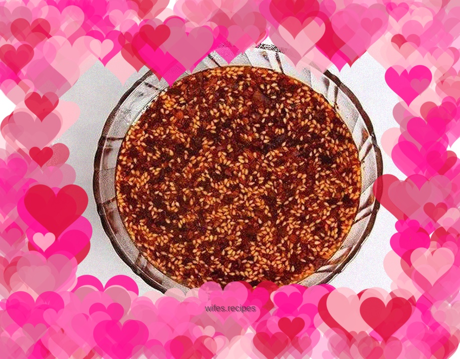 The simplest way to make peanut and sesame chili oil at home