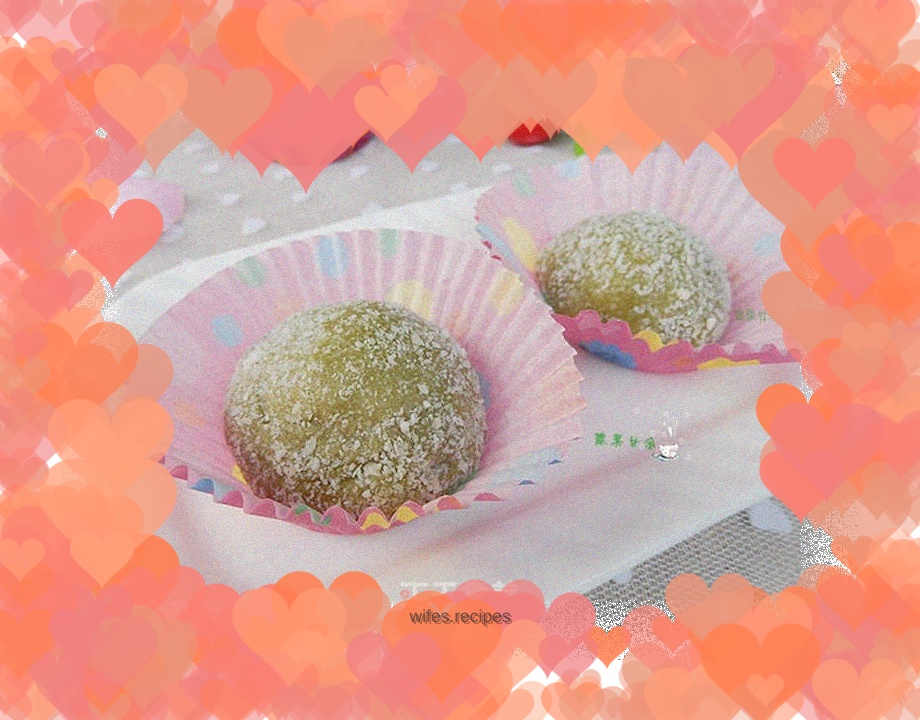 Matcha Dragon Fruit Glutinous Rice Balls