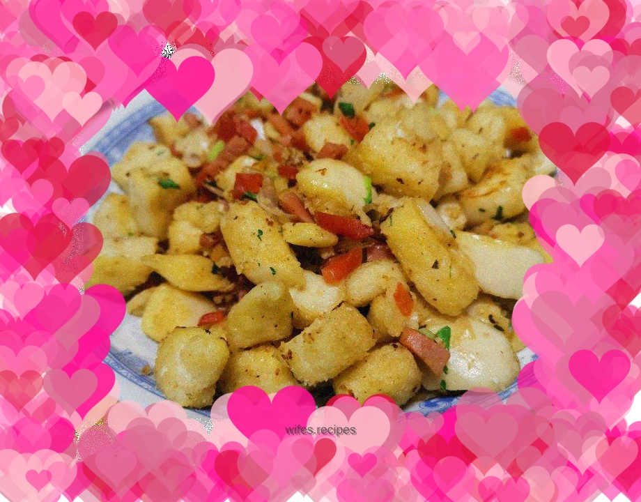 Fried diced steamed buns