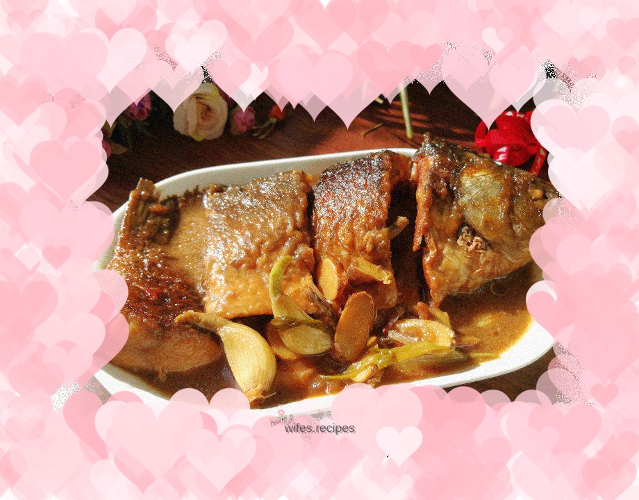 Sweet and sour crucian carp